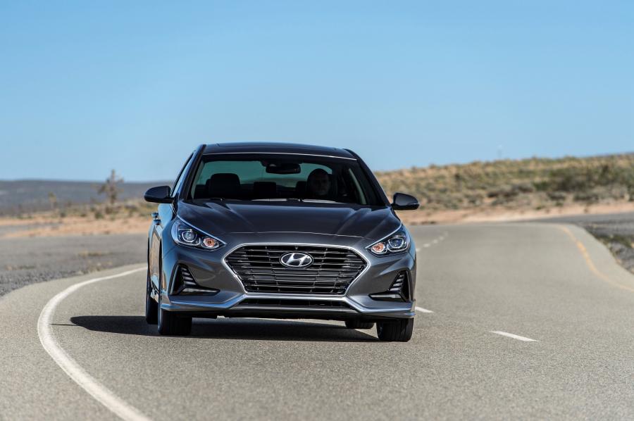  Hyundai Sonata 2017 года  (NA) (фото 14 из 40)